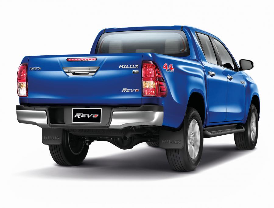  Toyota Hilux Revo Double Cab 4x4 2015 года  (TH) (фото 3 из 6)